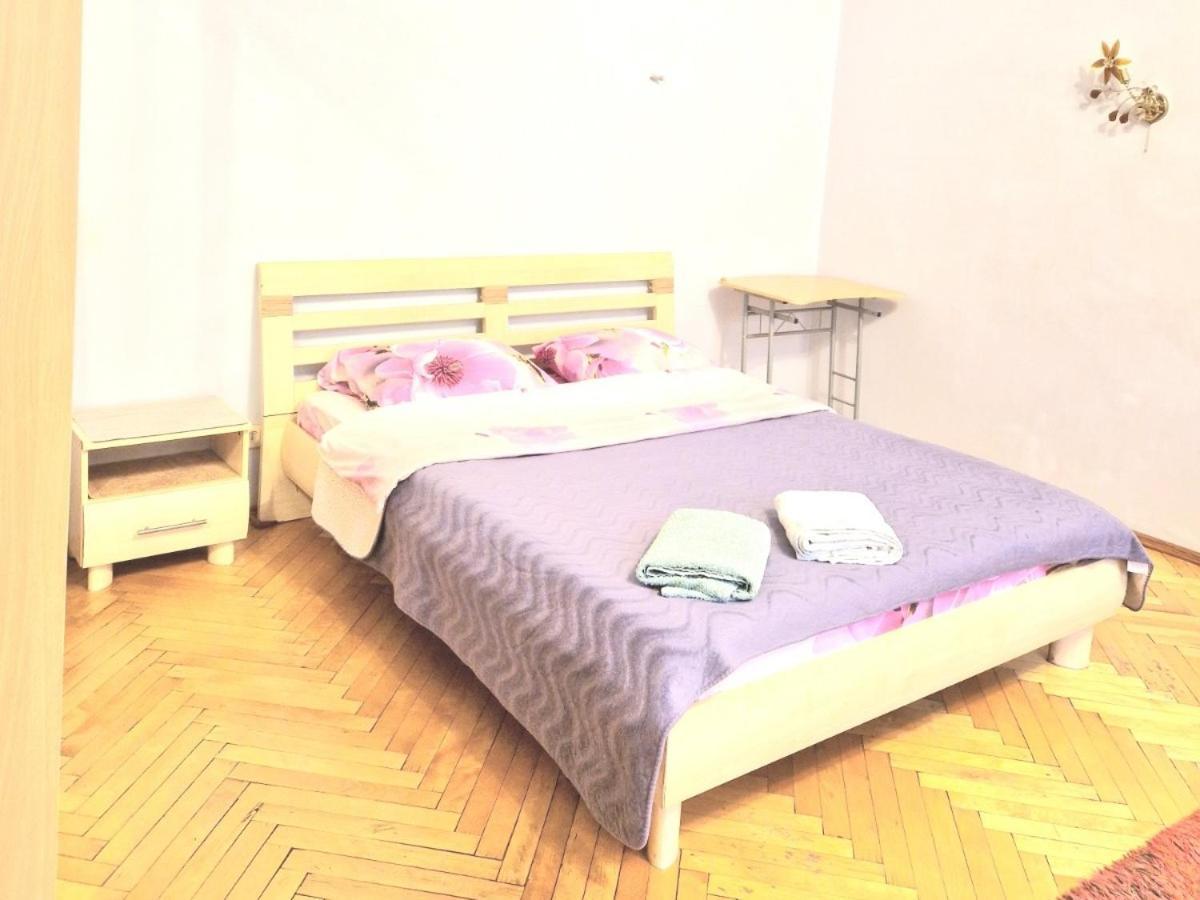 Apartments On Sholom Aleichem Та Ще Варіант Поруч Lviv Kültér fotó