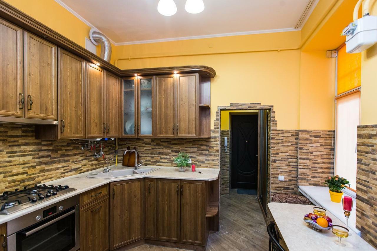 Apartments On Sholom Aleichem Та Ще Варіант Поруч Lviv Kültér fotó