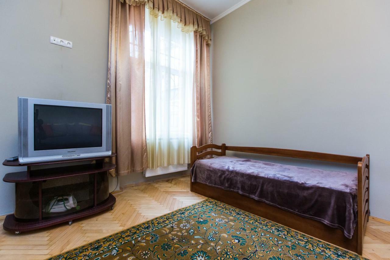 Apartments On Sholom Aleichem Та Ще Варіант Поруч Lviv Kültér fotó